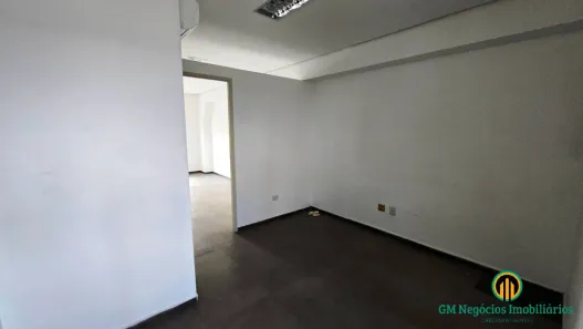 Sala Comercial para alugar, 51m² no Chácaras do Refúgio-Granja Viana, Cotia