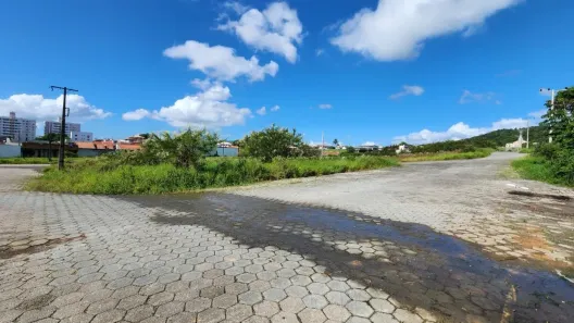 Lote/Terreno à venda, 360m² no Areias, São José