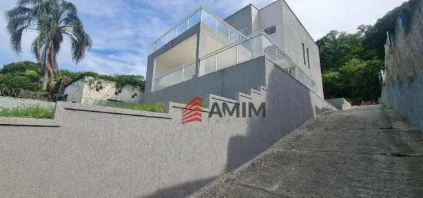 Casa com 3 Quartos à venda, 200m² no Badu, Niterói