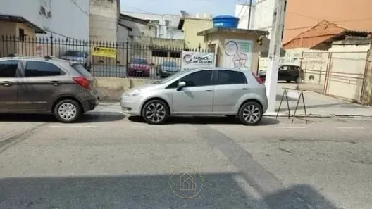 à venda, 671m² no Centro, Macaé