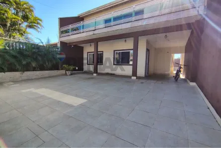 Casa com 4 Quartos à venda, 344m² no Estância Balneária Maria Helena Novaes, Peruíbe