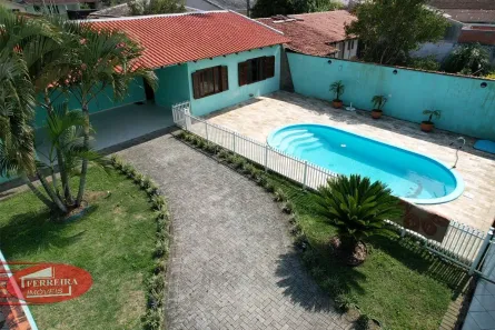 Casa com 5 Quartos para venda ou aluguel, 250m² no Cohapar, Guaratuba