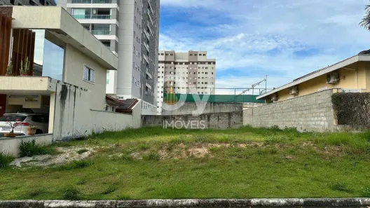 Lote/Terreno à venda, 320m² no Loteamento Villa Branca, Jacareí