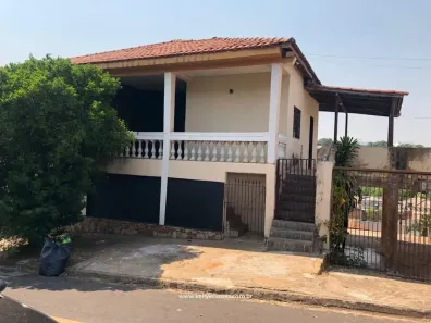 Casa com 3 Quartos à venda, 282m² no Jardim Santa Marta, Presidente Prudente