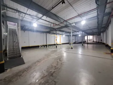 Galpão/Depósito/Armazém para alugar, 1815m² no Santo Cristo, Rio de Janeiro