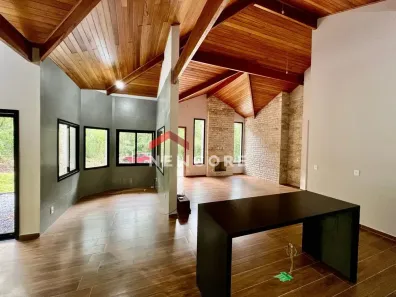 Casa com 3 Quartos à venda, 140m² no , Camanducaia