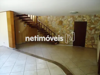 Casa com 3 Quartos para alugar, 150m² no Estrela do Oriente, Belo Horizonte