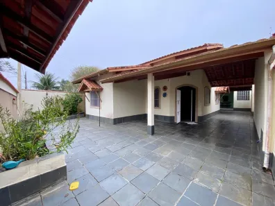 Casa com 3 Quartos à venda, 210m² no Chácara Glória, Itanhaém