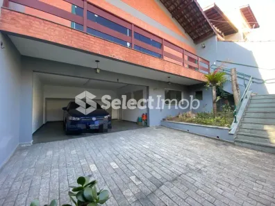 Sobrado com 3 Quartos à venda, 247m² no Jardim Nóbrega, Mauá