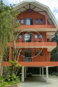 Galpão/Depósito/Armazém com 11 Quartos à venda, 950m² no Jardim Primavera, Campos do Jordão