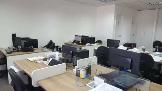 Sala Comercial para alugar, 56m² no Vila São Francisco (Zona Sul), São Paulo