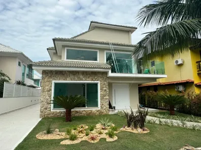 Sobrado com 5 Quartos à venda, 260m² no Sahy, Mangaratiba