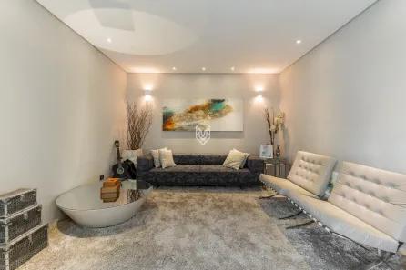 Casa com 5 Quartos à venda, 400m² no Cabral, Curitiba