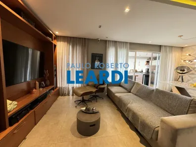 Apartamento com 3 Quartos à venda, 134m² no Vila Anastácio, São Paulo