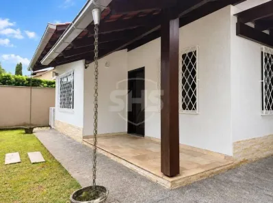 Casa com 5 Quartos para alugar, 300m² no Vila Nova, Blumenau