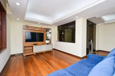 Casa com 3 Quartos à venda, 250m² no Fernão Dias, Belo Horizonte
