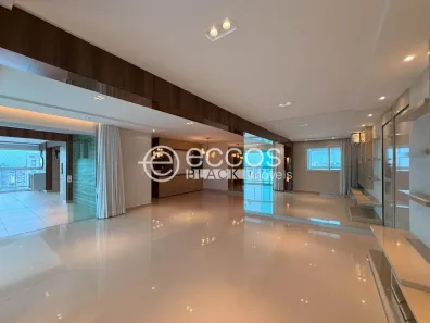 Apartamento com 4 Quartos à venda, 220m² no Centro, Uberlândia