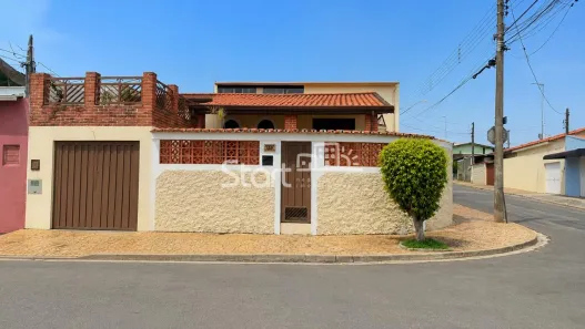 Casa com 2 Quartos para alugar, 240m² no Vila Miguel Vicente Cury, Campinas