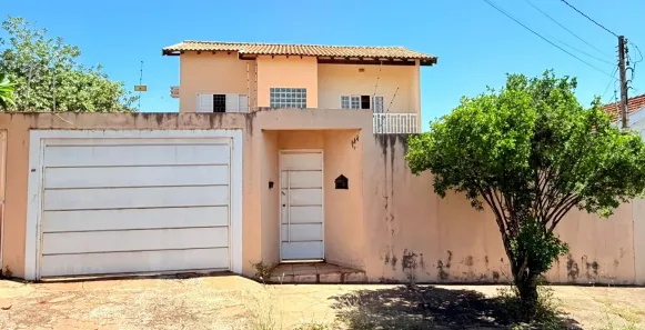 Sobrado com 2 Quartos à venda, 290m² no Vila Planalto, Campo Grande