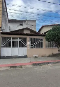 Casa com 2 Quartos para alugar, 76m² no Manoel Plaza, Serra