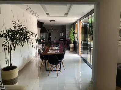 Casa de Condomínio com 4 Quartos à venda, 180m² no Chácaras Saudáveis e Encantadoras, Jundiaí
