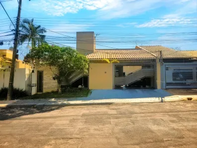 Casa com 3 Quartos à venda, 195m² no Vila Manoel da Costa Lima, Campo Grande