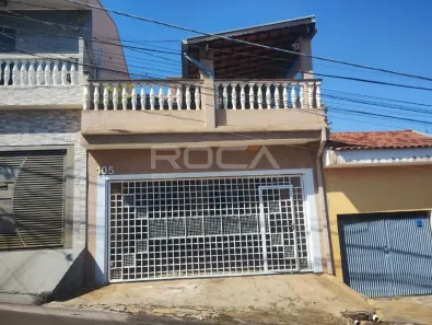 Sobrado com 3 Quartos à venda, 140m² no Jardim Medeiros, São Carlos