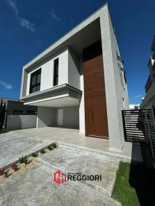 Apartamento com 3 Quartos à venda, 251m² no Santa Regina, Camboriú