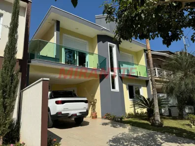 Sobrado com 4 Quartos à venda, 354m² no Parque Nova Jandira, Jandira