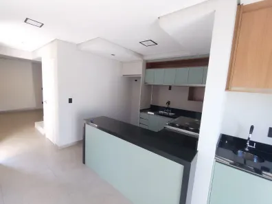 Casa de Condomínio com 2 Quartos à venda, 82m² no Marmeleiro, Atibaia
