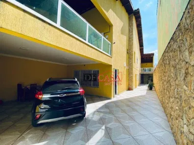 Sobrado com 3 Quartos à venda, 180m² no Vila Curuçá, São Paulo