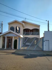 Sobrado com 4 Quartos para alugar, 380m² no Vila Boa Vista, São Carlos