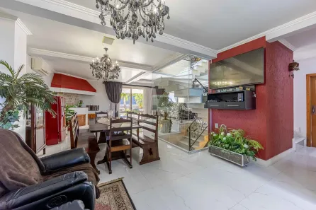 Casa com 4 Quartos à venda, 450m² no Chácara das Pedras, Porto Alegre