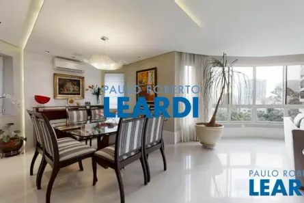 Apartamento com 4 Quartos à venda, 255m² no Vila Suzana, São Paulo