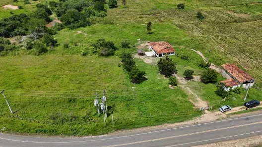 Fazenda/Sítio com 2 Quartos à venda, 10000m² no , Araçagi