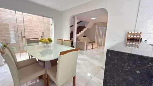 Casa com 3 Quartos à venda, 339m² no Valparaiso I - Etapa D, Valparaíso de Goiás