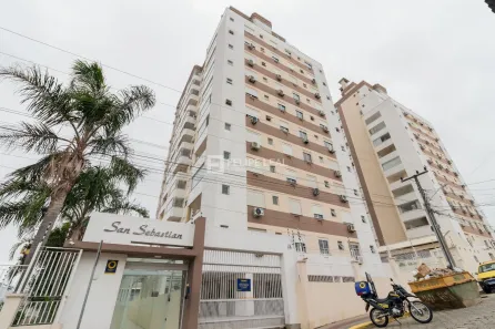 Apartamento com 3 Quartos à venda, 76m² no Barreiros, São José