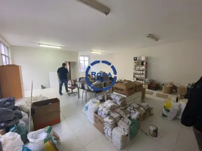 Sala Comercial à venda, 300m² no Vila Mathias, Santos