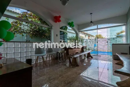 Casa com 5 Quartos à venda, 370m² no São José, Belo Horizonte