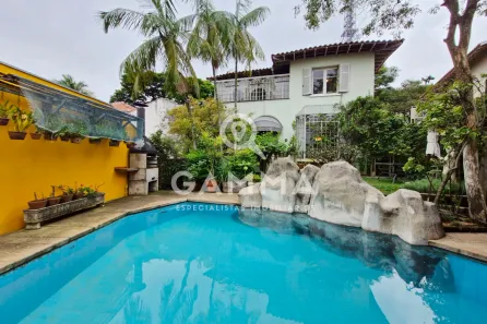 Casa com 4 Quartos à venda, 362m² no Pacaembu, São Paulo