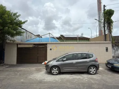 Imóvel Comercial com 7 Quartos para alugar, 218m² no Ponto de Parada, Recife