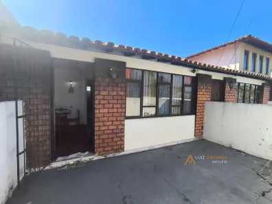 Casa com 2 Quartos à venda, 47m² no Porto do Carro, Cabo Frio