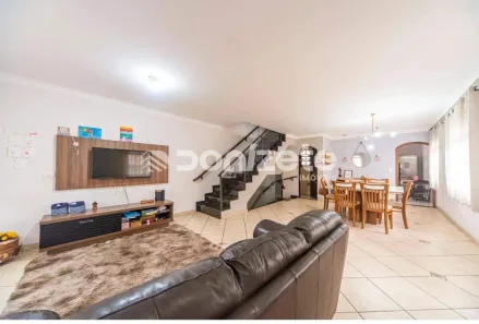 Sobrado com 4 Quartos à venda, 240m² no Parque Marajoara, Santo André