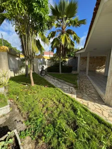 Casa com 6 Quartos à venda, 250m² no Jabotiana, Aracaju