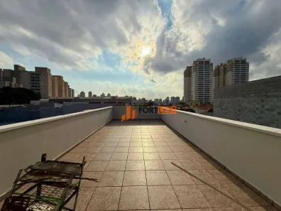 Imóvel Comercial com 3 Quartos para alugar, 230m² no Vila Carrão, São Paulo