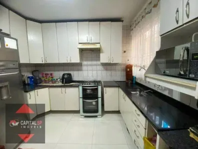 Sobrado com 2 Quartos à venda, 175m² no Vila Carmosina, São Paulo