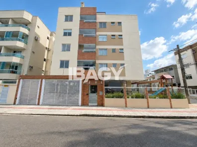 Apartamento com 2 Quartos para alugar, 69m² no Pagani, Palhoça