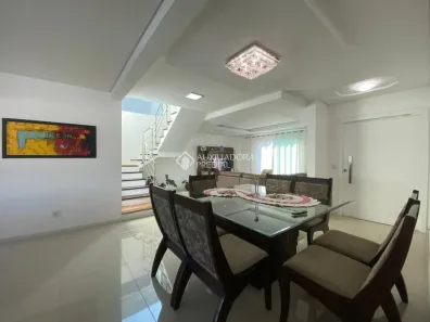 Casa de Condomínio com 3 Quartos para alugar, 216m² no Campeche, Florianópolis