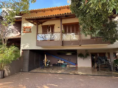 Sobrado com 3 Quartos à venda, 580m² no Residencial Aldeia do Vale, Goiânia