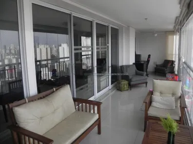 Apartamento com 3 Quartos à venda, 177m² no Jardim Monte Kemel, São Paulo